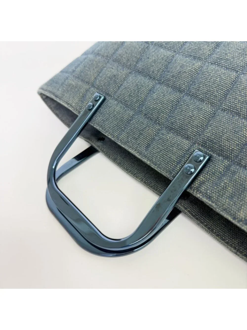 Chanel CC Logo Plastic Chain Handbag Denim Blue Seal Vintage